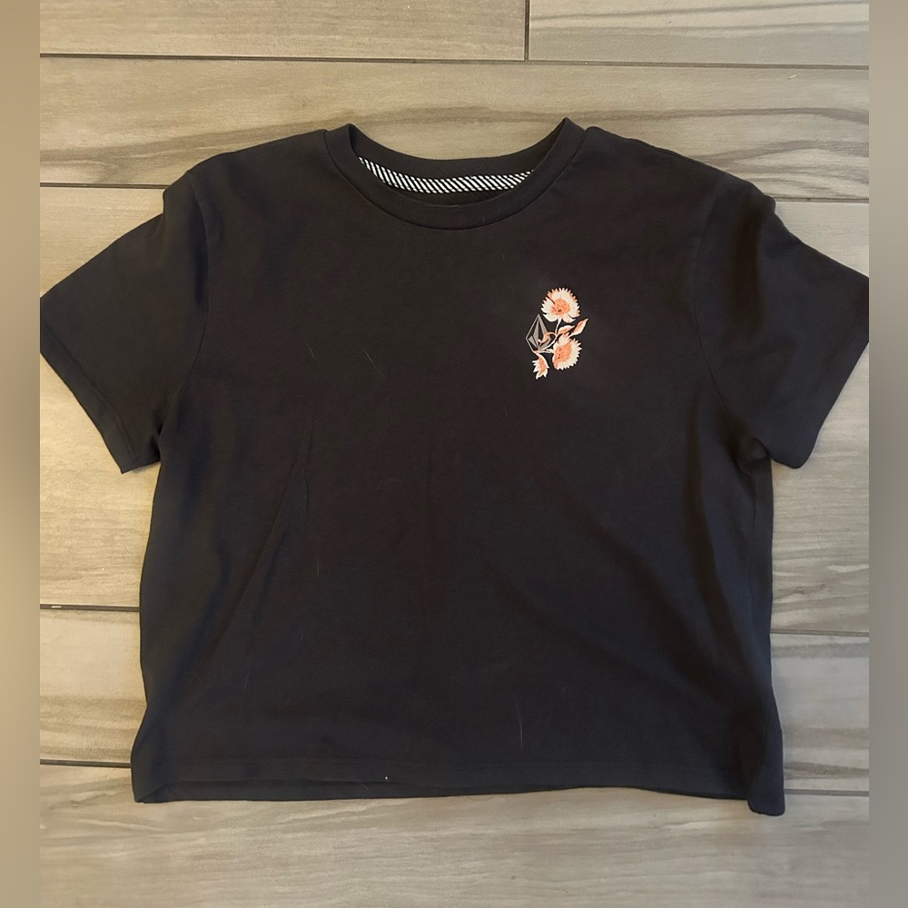 Volcom cropped graphic tee